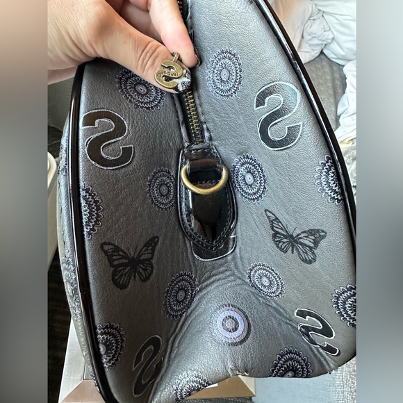 Designal handbag satchel. GUC - Picture 5 of 9